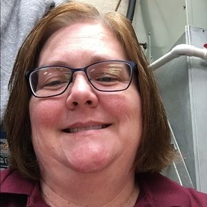 Meet your Posher, Laura